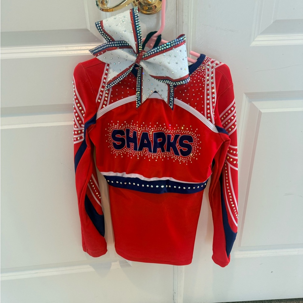 Competition Cheerleading outfit Size Youth LargeTop rewd, Navy & White - Picture 2 of 11